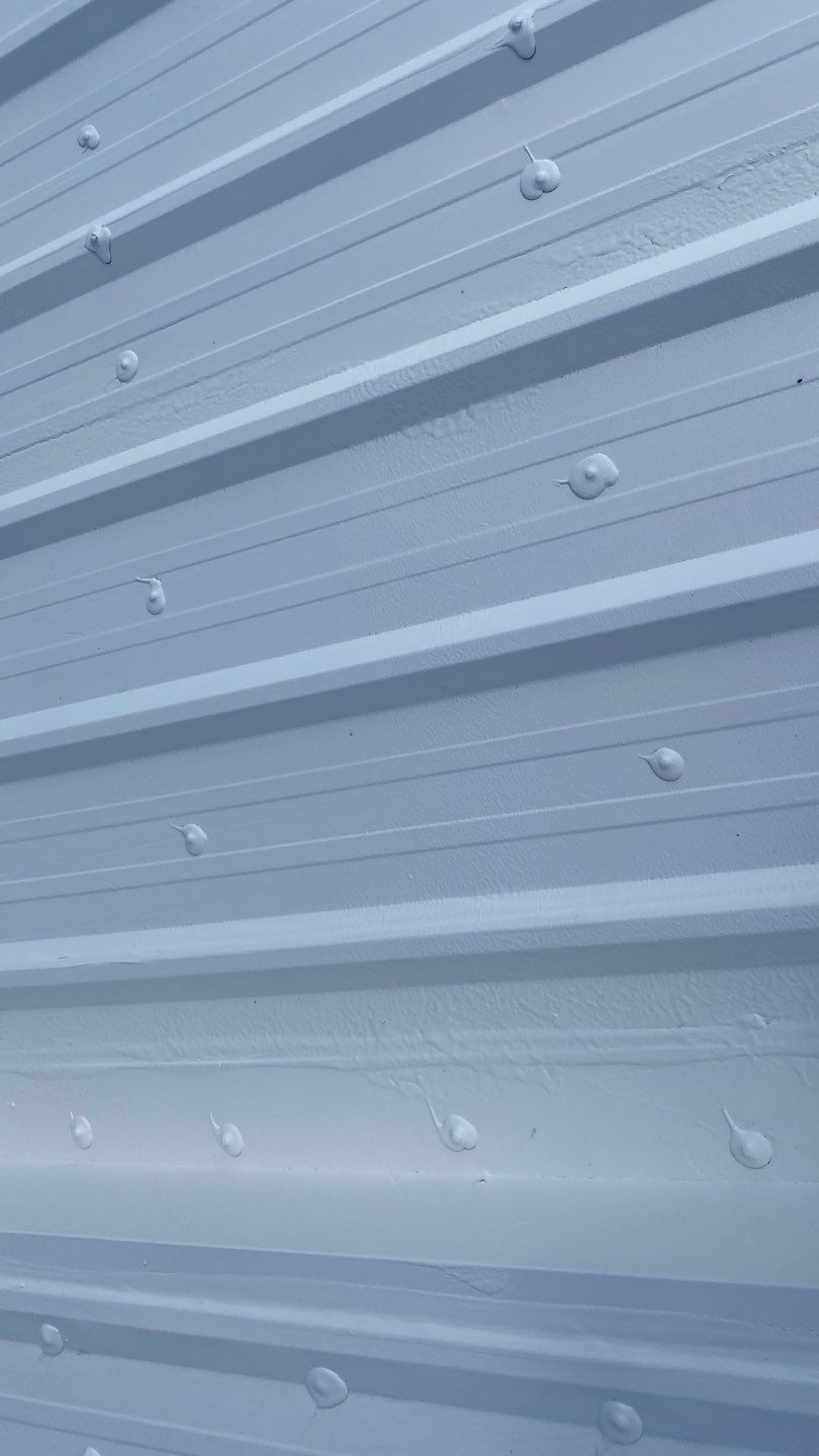 Metal roof finish